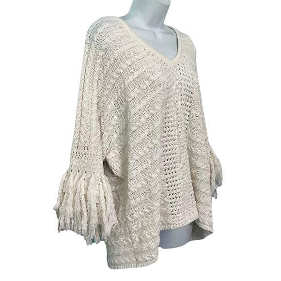 CAbi Cream Ivory Fringe Fiesta Poncho Open Knit Half Sleeve Sweater Top size M - Picture 12 of 12